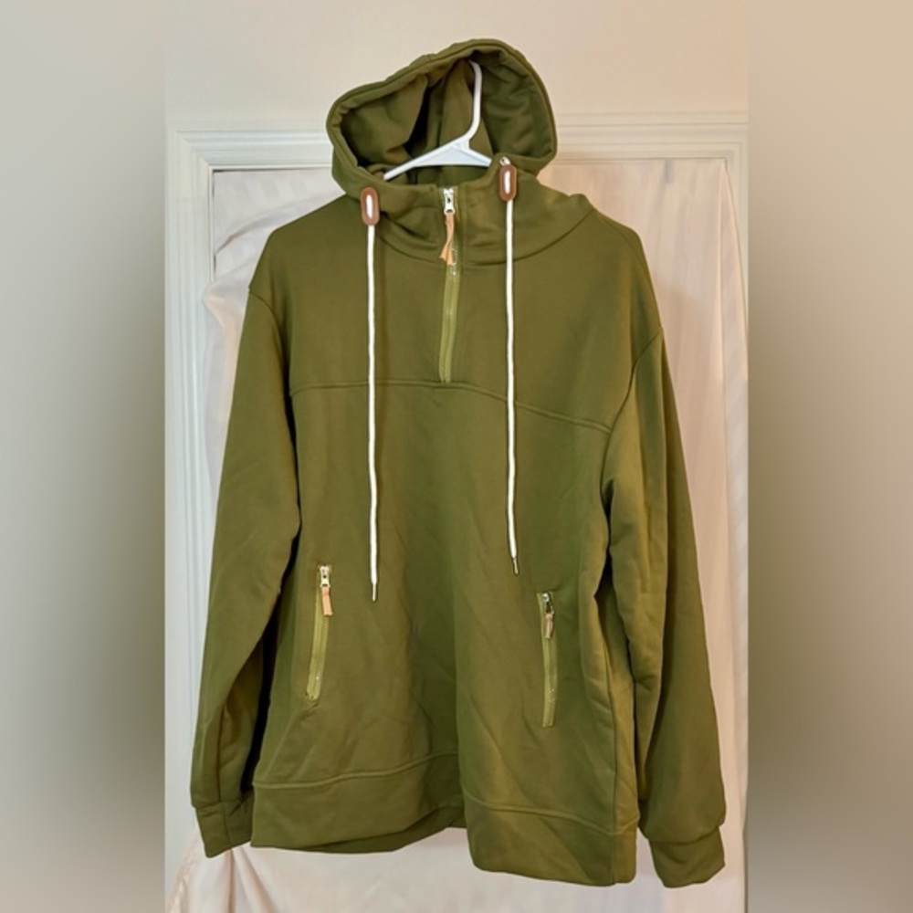 Unbranded Men’s Large Hoodie, NWOT